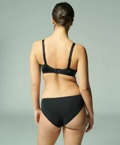 Simone Perele Slip Collection Wish Coloris Noir De Chez Simone Pérèle. 31 Simone Perele Slip Collection Wish Coloris Noir De Chez Simone Pérèle. -SOUTIEN-GORGE Soldes Boutique Slip Simone Perele Wish noir 12B720 015 33