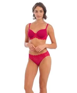Wacoal Slip Collection Embrace Lace Coloris Persian Red. -SOUTIEN-GORGE Soldes Boutique Slip Wacoal Embrace lace persian red rouge WA064391 615 3