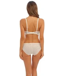 Slip Wacoal De La Collection Lace Perfection, Coloris Gardenia (=ivoire). -SOUTIEN-GORGE Soldes Boutique Slip Wacoal Lace Perfection gardenia ivoire WE135005 GAD 104