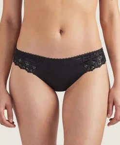 Culotte Brésilienne Collection Lingerie Bahia & Moi Coloris Noir De Chez Aubade Paris.