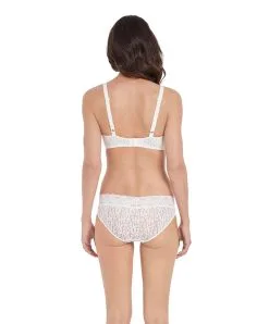 Slip Dentelle Forme Brésilienne Collection De Lingerie Permanente Wacoal Halo Lace, Coloris Ivoire. 9 Slip Dentelle Forme Brésilienne Collection De Lingerie Permanente Wacoal Halo Lace, Coloris Ivoire. -SOUTIEN-GORGE Soldes Boutique Slip dentelle Wacoal Halo Lace ivoire ivory IVY WA878205 IVY 4