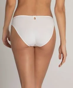 Slip Dos Opaque "Fantaisie" Ivoire Collection De Lingerie Nuptiale Source Beauté Par Lise Charmel. -SOUTIEN-GORGE Soldes Boutique Slip dos opaque Fantaisie Lise Charmel Source Beaute ecru nacre ivoire ACH0272 EN 2