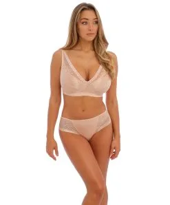 Slip Dos Opaque Collection Envisage De Chez Fantasie Par La Maison De Lingerie Wacoal, Coloris Natural Beige. -SOUTIEN-GORGE Soldes Boutique Slip dos opaque Fantasie Envisage natural beige chair FL6915 NAE 12