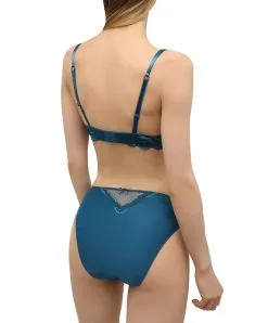 Slip "fantaisie" à Dos Opaque En Soie Lise Charmel Collection Splendeur Soie Coloris Cyan à Mi-chemin Entre Le Bleu Et Le Vert, Dans L'esprit D'un Plumage De Paon. -SOUTIEN-GORGE Soldes Boutique Slip dos opaque en soie Lise Charmel Splendeur soie cyan bleu vert ACC0280 SC 4