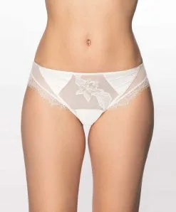 Slip En Soie Emotion Beauté De La Marque De Lingerie Lise Charmel. 10 Slip En Soie Emotion Beauté De La Marque De Lingerie Lise Charmel. -SOUTIEN-GORGE Soldes Boutique Slip en soie Lise Charmel emotion beaute nacre ACS0762 EN 501
