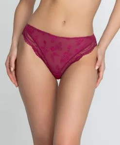 Slip Dos Opaque Ligne Sublime En Dentelle De La Marque De Lingerie Française Lise Charmel, Coloris Fuchsia Sublime. -SOUTIEN-GORGE Soldes Boutique Slip fantaisie Lise Charmel Sublime en dentelle fuchsia ACH0213 FS 1