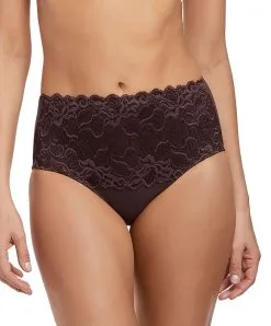 Wacoal Slip Gainant Taille Mi-haute Opaque Et Couvrant De La Collection Iconique Eglantine Par La Maison Wacaoal, Coloris Hazelnut.