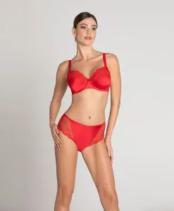 Slip Haut En Soie Lise Charmel Collection Splendeur Soie, Coloris Rouge. -SOUTIEN-GORGE Soldes Boutique Slip haut en soie Lise Charmel Splendeur soie rouge rouge ACC0380 RS 504