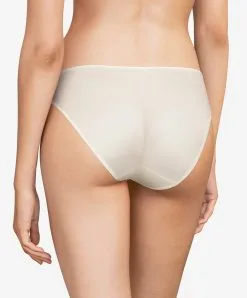 Slip Invisible Collection Hedona De La Marque De Lingerie Chantelle, Coloris Ivoire. -SOUTIEN-GORGE Soldes Boutique Slip invisible Chantelle Hedona ivoire nacre C20330 035 2