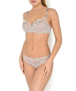 Culotte Italienne Collection Raffinement Précieux De Chez Lise Charmel. -SOUTIEN-GORGE Soldes Boutique Slip seduction Lise Charmel Raffinement precieux taupe ACC0791 PT 3