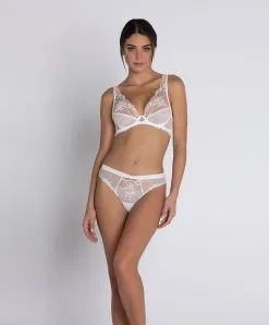 Slip "Séduction" Ivoire Collection De Lingerie Nuptiale Source Beauté Par Lise Charmel. -SOUTIEN-GORGE Soldes Boutique Slip seduction Lise Charmel Source Beaute ecru nacre ivoire ACH0772 EN 4