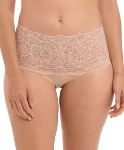 Slip Haut Invisible Stretch En Dentelle Collection Lace Ease De Chez Fantasie Lingerie.  