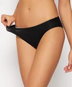 Chantelle Guide Des Tailles : 10 Chantelle Guide Des Tailles : -SOUTIEN-GORGE Soldes Boutique Slip taille basse Chantelle soft stretch noir C26430 011 13