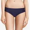 Slip Taille Basse Invisible Collection Essentielle Soft Stretch De Chez Chantelle, Coloris Saphir.