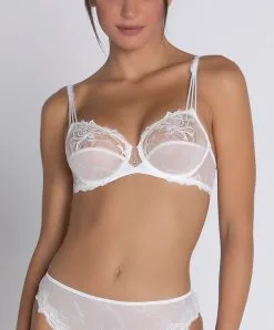 Soutien-gorge Armature Ivoire Collection De Lingerie Nuptiale Source Beauté Par Lise Charmel. -SOUTIEN-GORGE Soldes Boutique Soutien gorge armature Lise Charmel Source Beaute ecru nacre ivoire ACH6072 EN 1