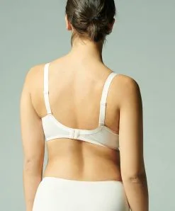 Simone Perele Soutien-gorge Armature Décolleté Plongeant Simone Pérèle Collection De Lingerie Permanente Délice Coloris Poudre. 16 Simone Perele Soutien-gorge Armature Décolleté Plongeant Simone Pérèle Collection De Lingerie Permanente Délice Coloris Poudre. -SOUTIEN-GORGE Soldes Boutique Soutien gorge armature decollete plongeant Simone Perele Delice poudre rose pastel 12X319 383 11