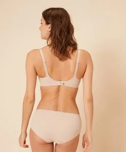 Simone Perele Soutien-gorge Moulé Rigide De La Collection Caresse De La Marque Simone Pérèle Coloris Peau Rosée (=chair). -SOUTIEN-GORGE Soldes Boutique Soutien gorge armature moule rigide grande taille Simone Perele Caresse peau rosee Chair 12A380 739 107