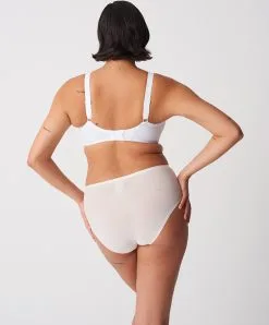 Soutien-gorge Armatures Grande Taille Emboitant 3 Parties Blanc Coupe Couvrante Et Emboîtante De La Collection Amazone Par Chantelle Paris.  -SOUTIEN-GORGE Soldes Boutique Soutien gorge armatures grande taille emboitant 3 parties Chantelle Amazone blanc C21010 010 6