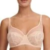 Soutien-gorge Armatures Très Enveloppant De La Marque De Lingerie Chantelle, Collection True Lace, Coloris Beige Doré. -SOUTIEN-GORGE Soldes Boutique Soutien gorge armatures tres enveloppant Chantelle true lace beige dore chair C11M10 01N 1