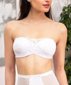 ANTIGEL DE LISE CHARMEL Soutien-gorge Bandeau Bretelles Amovibles Collection Stricto Sensuelle De Chez Antigel Par Lise Charmel Coloris Blanc.