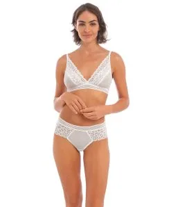 Bralette Sans Armatures Sexy De La Nouvelle Collection De Lingerie Blanche Raffiné De Chez Wacoal. 7 Bralette Sans Armatures Sexy De La Nouvelle Collection De Lingerie Blanche Raffiné De Chez Wacoal. -SOUTIEN-GORGE Soldes Boutique Soutien gorge bralette sans armatures Wacoal Raffine blanc WE148008 WHE 3