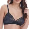 Soutien-gorge Brassière Sans Armatures De La Collection De Lingerie En Dentelle Et Satin Lace Affair Par La Marque Wacoal. -SOUTIEN-GORGE Soldes Boutique Soutien gorge brassiere sans armatures Wacoal Lace Affair black graphite noir gris WA852256 490 1