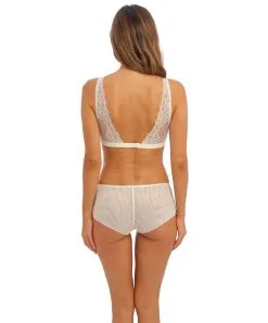 Soutien-gorge Brassière Sans Armatures Wacoal De La Collection Lace Perfection, Coloris Gardenia (=ivoire). 7 Soutien-gorge Brassière Sans Armatures Wacoal De La Collection Lace Perfection, Coloris Gardenia (=ivoire). -SOUTIEN-GORGE Soldes Boutique Soutien gorge brassiere sans armatures Wacoal Lace Perfection gardenia ivoire WE135008 GAD 5004 GAD 103