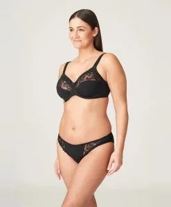 Soutien-gorge Confort Emboitant Collection Deauville De Chez PrimaDonna En Coloris Noir. -SOUTIEN-GORGE Soldes Boutique Soutien gorge confort emboitant Prima Donna Deauville noir 0161816 0161817 ZWA 506