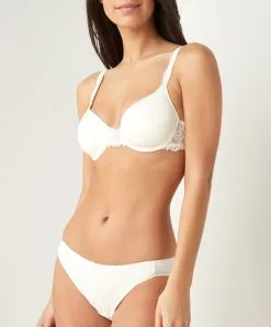 Soutien-gorge Coque à Mémoire De Forme Ivoire Collection Champs Elysées De La Marque De Lingerie Chantelle.  -SOUTIEN-GORGE Soldes Boutique Soutien gorge coque enveloppant Chantelle champs elysees ivoire nacre C26060 035 101