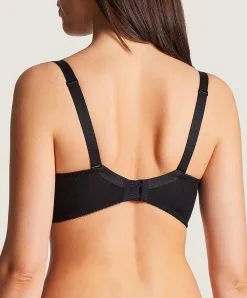 Soutien-gorge Coque Moulé Lisse Spacer Collection Lingerie Au Bal De Flore Coloris Noir De La Marque Aubade. -SOUTIEN-GORGE Soldes Boutique Soutien gorge coque moule lisse spacer Au Bal de Flore Aubade noir OF09 02 NOIR 103