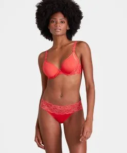 Soutien-gorge Coque Moulé Lisse Spacer Plongeant Collection Lingerie Corail Sweetessence Coloris Grenadine De Chez Aubade Paris. -SOUTIEN-GORGE Soldes Boutique Soutien gorge coque moule lisse spacer plongeant sweetessence grenadine Aubade corail IKN09 GRND 3