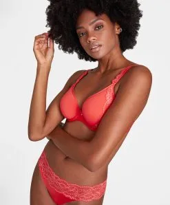 Soutien-gorge Coque Moulé Lisse Spacer Plongeant Collection Lingerie Corail Sweetessence Coloris Grenadine De Chez Aubade Paris. -SOUTIEN-GORGE Soldes Boutique Soutien gorge coque moule lisse spacer plongeant sweetessence grenadine Aubade corail IKN09 GRND 6