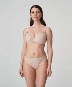 Soutien-gorge Coque Rembourré Décolleté Cœur Collection Madison De Chez PrimaDonna En Coloris Café Latte (=chair). 16 Soutien-gorge Coque Rembourré Décolleté Cœur Collection Madison De Chez PrimaDonna En Coloris Café Latte (=chair). -SOUTIEN-GORGE Soldes Boutique Soutien gorge coque rembourre decollete coeur PrimaDonna Madison caffe latte chair 0262120 0262121 CAL 504