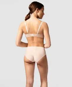 Soutien-gorge Corbeille Beige Doré Collection Day To Night De Chez Chantelle.  -SOUTIEN-GORGE Soldes Boutique Soutien gorge corbeille Chantelle Day to Night beige dore chair C15F50 01N 5