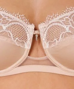 Soutien-gorge Corbeille Lise Charmel Collection Écrin Complice Coloris Peau. -SOUTIEN-GORGE Soldes Boutique Soutien gorge corbeille Lise Charmel Ecrin Complice nude ecrin chair ACG3053 NE 104