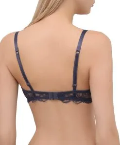 Soutien-gorge CorbeilleLise Charmel Collection Soir De Venise Coloris Gris Venise GV (8148). 13 Soutien-gorge CorbeilleLise Charmel Collection Soir De Venise Coloris Gris Venise GV (8148). -SOUTIEN-GORGE Soldes Boutique Soutien gorge corbeille Lise Charmel Soir de Venise Gris venise ACA3003 GV 103