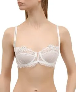 Soutien-gorge Corbeille Ivoire De La Collection Orchidée Beauté Par La Marque De Lingerie Lise Charmel. -SOUTIEN-GORGE Soldes Boutique Soutien gorge corbeille Lise Charmel orchidee beaute ecru nacre ACG3062 EN 501