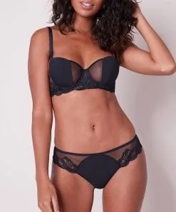 Simone Perele Soutien-gorge Corbeille Simone Pérèle De La Collection Lumineuse. -SOUTIEN-GORGE Soldes Boutique Soutien gorge corbeille Simone Perele Surprenante nocturne bleu nuit 14L330 580 ensemble