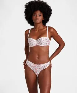 Soutien-gorge Corbeille Collection Lingerie Bahia & Moi Coloris Tangerine (blanc Et Détails Couleur Corail) De Chez Aubade Paris. -SOUTIEN-GORGE Soldes Boutique Soutien gorge corbeille bahia et moi tangerine Aubade blanc et corail PY14 2 TANR 3