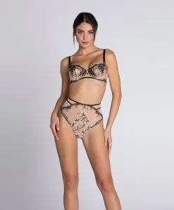 Soutien-gorge Corbeille à Coutures Verticales Lise Charmel De La Collection Lingerie De Charme Follement Sexy En Coloris Nude Sexy. -SOUTIEN-GORGE Soldes Boutique Soutien gorge corbeille couture verticale Lise Charmel Follement sexy nude sexy ACH3445 NS 4