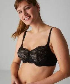 Simone Perele Soutien-gorge Corbeille En Dentelle Simone Pérèle Collection De Lingerie Permanente Karma Coloris Noir. -SOUTIEN-GORGE Soldes Boutique Soutien gorge corbeille en dentelle Simone Perele Karma noir 12V330 015 4
