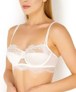 Soutien-gorge Corbeille En Soie Emotion Beauté De La Marque De Lingerie Lise Charmel. -SOUTIEN-GORGE Soldes Boutique Soutien gorge corbeille en soie Lise Charmel emotion beaute nacre ACS3062 EN 501