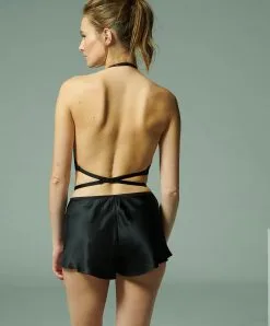 Simone Perele Soutien-gorge Dos Nu Multipositions Simone Pérèle De La Ligne De Lingerie Permanente Eden, Coloris Noir. 31 Simone Perele Soutien-gorge Dos Nu Multipositions Simone Pérèle De La Ligne De Lingerie Permanente Eden, Coloris Noir. -SOUTIEN-GORGE Soldes Boutique Soutien gorge dos nu multipositions Simone Perele Eden noir 12E370 015 9