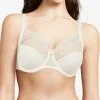 Soutien-gorge Armatures Couvrant Grande Taille Chantelle Lingerie De La Collection Every Curve Coloris Noir. 2 Soutien-gorge Armatures Couvrant Grande Taille Chantelle Lingerie De La Collection Every Curve Coloris Noir. -SOUTIEN-GORGE Soldes Boutique Soutien gorge emboitant Chantelle every curve ivoire nacre C16B10 0LW 1