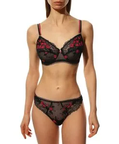 Soutien-gorge Armature Collection L'amour En Liberté De La Maison De Lingerie Française Lise Charmel. -SOUTIEN-GORGE Soldes Boutique Soutien gorge emboitant Lise Charmel l amour en liberte fuchsia ACH6005 LF 103