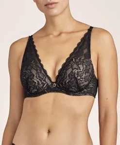 Soutien-gorge Foulard Triangle Plunge Effet Push De La Collection Lingerie Permanente Rosessence Par Aubade Paris.