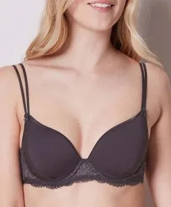 Simone Perele Soutien-gorge Armature Galbé Spacer De La Collection Promesse Par La Marque De Lingerie Simone Pérèle.