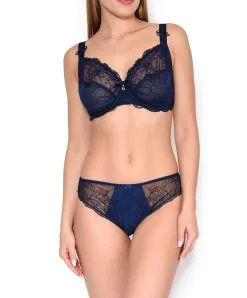 Soutien-gorge Grande Taille Armatures Soir De Venise De Chez Lise Charmel, Coupe Couvrante Et Emboîtante Pour Un Maintien Optimal Et Un Effet Enveloppant Rassurant. -SOUTIEN-GORGE Soldes Boutique Soutien gorge grande taille armature Lise Charmel Soir de Venise Bleu marine ACA6103 BV ensemble