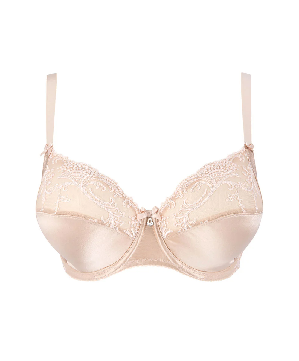 Soutien-gorge Grande Taille En Soie Lise Charmel Collection Splendeur Soie, Coloris Splendeur Aurore (=nude). 9 Soutien-gorge Grande Taille En Soie Lise Charmel Collection Splendeur Soie, Coloris Splendeur Aurore (=nude). – Image 7