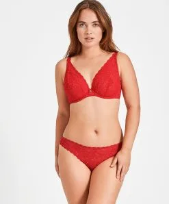 Soutien-gorge Grande Taille Triangle Plunge Rouge De La Collection Lingerie Permanente Rosessence Par Aubade Paris. -SOUTIEN-GORGE Soldes Boutique Soutien gorge grande taille triangle plunge confort Rosessence gala Aubade rouge HK12 02 GALA 12